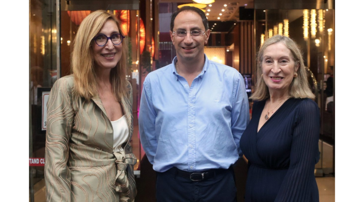 Núria Vilanova, José Manuel Restrepo y Ana Pastor Julián.