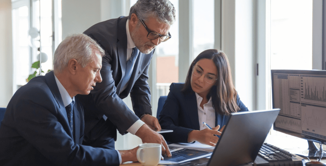 1) Industria aseguradora