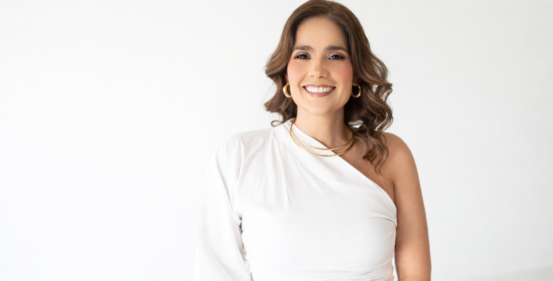 Alexandra Rodríguez (Horizontal)