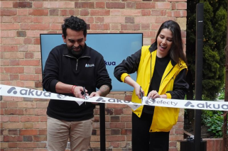 Carlos-Marin-Akua-Izq_Vanessa Rodriguez Guerrero_efecty_Der