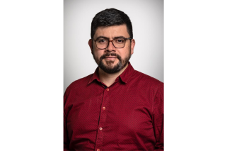 Diseño 'Opinión' - Página web (3)