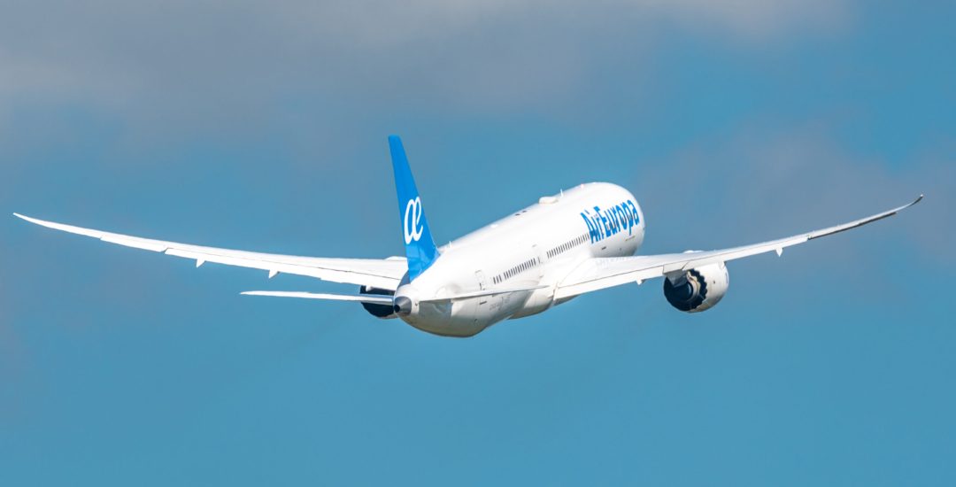 Dreamliner Take Off