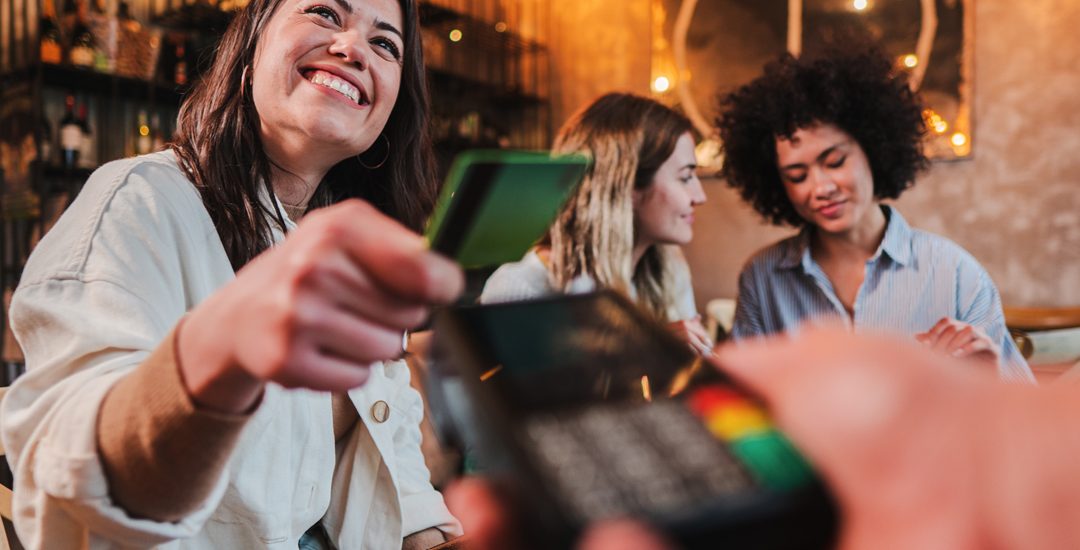 Eliminacion-de-retención_Tarjetas_Envato