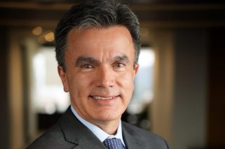 Joseì Alberto Garzoìn, presidente (e) de Bancoìldex