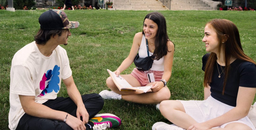 Resized JPEG-LS_OUT_NYC23_01_RT.jpg