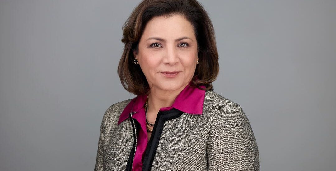 Sandra-Amezquita-co-fundadora-y-presidenta-del-Consejo-de-Administracion-de-Viventa