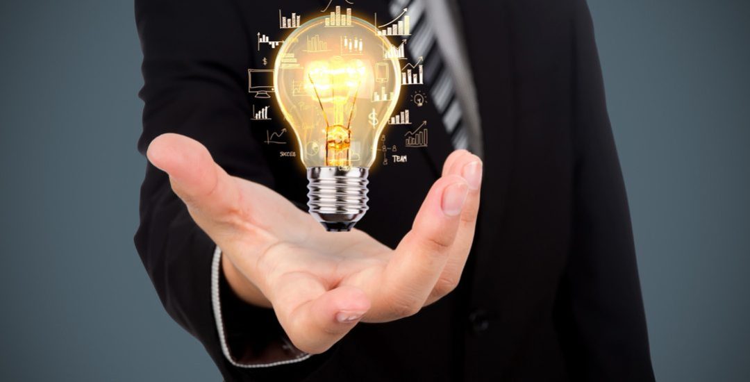 businessman-with-light-bulb-in-his-hand (1)