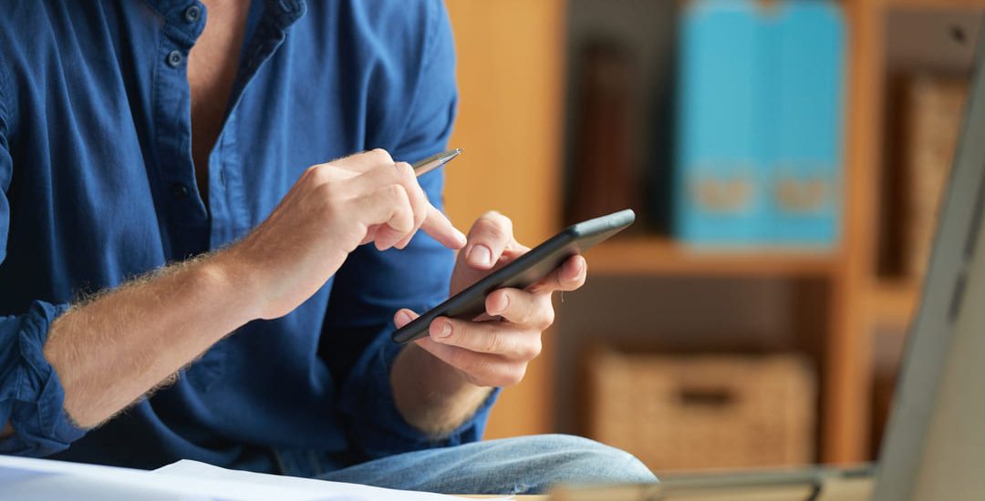 casually-dressed-unrecognizable