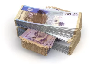 depositphotos_215255248-stock-photo-stack-colombian-pesos-isolated-clipping