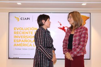 nuěria e Isabel Aělvarez nuěria e Isabel Aělvarez