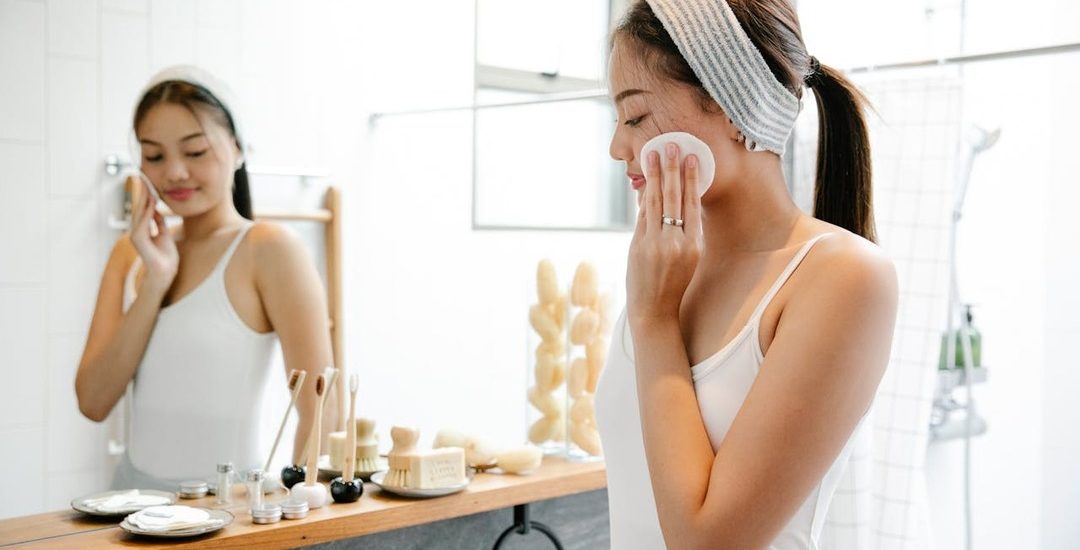 pexels-sarah-chai-7262935