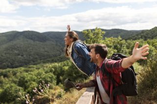 travel-storytelling-couple